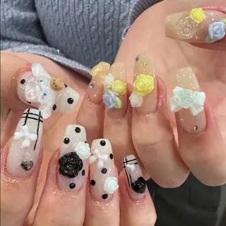 ネイル Chisa Nail Studio所属・リ リのネイルデザイン