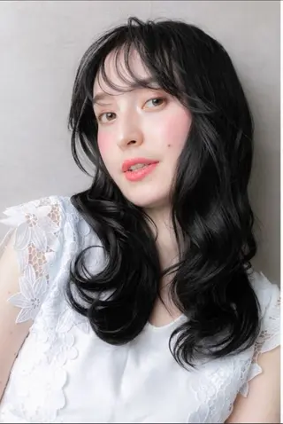 セミロング くびれ&切りっぱボブ 得意👍佐藤歩のヘアスタイル