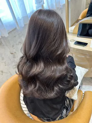 ロング 岡田準希/韓国/透明 感カラー/美髪矯正のヘアスタイル