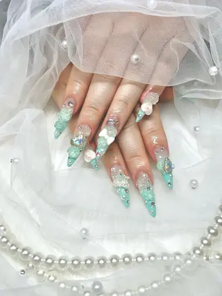 ネイル 【Laule‘a 】のネイルデザイン