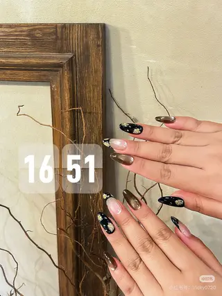ネイル TAKAHSHI MOMOのネイルデザイン