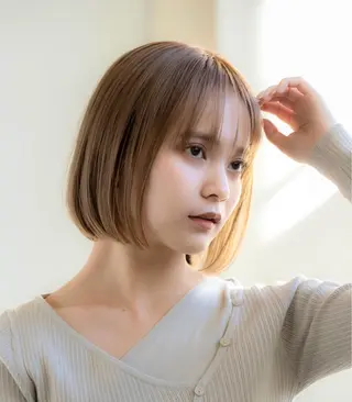 ショート 🩵美艶髪×透明感 カラー×質感再生💚のヘアスタイル