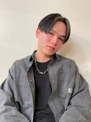 ショート カラー メンズ ニシウエ ヒロキのヘアスタイル