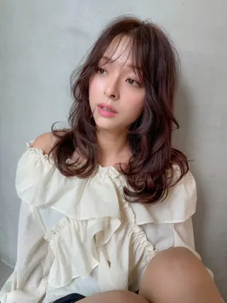 セミロング カラー パーマ Lond enikaのヘアスタイル