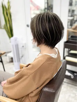 ショート 白髪ぼかしハイライト 白髪ぼかしカラー中澤のヘアスタイル
