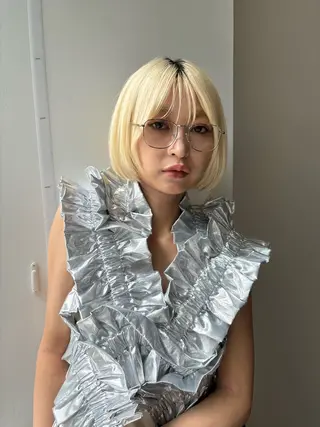 ショート カラー ヘアアレンジ ボブ/透明感ベージュ 🫧クルミ🌟のヘアスタイル