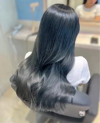 カラー い とのヘアスタイル