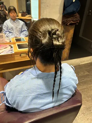 ヘアアレンジ ハイトーン🇰🇷 19歳美容師アリルのヘアスタイル