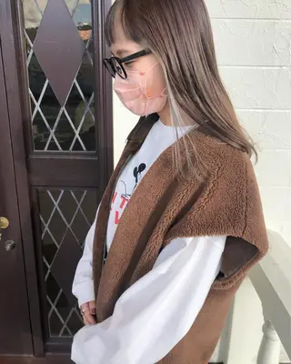 ロング カラー 江原 彩華のヘアスタイル