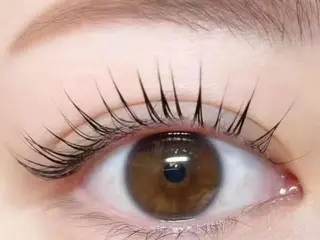 パーマ ビューティーリゾート麗所属・于 麗影のマツエク・マツパデザイン