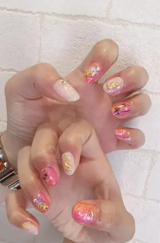 ネイル 米倉 群のヘアスタイル