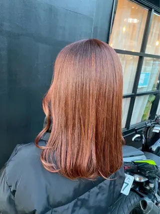 カラー 上原 花奈のヘアスタイル