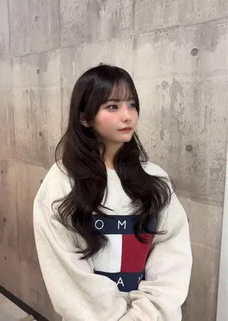 ロング レイヤー・ブリーチ kiyotoshiのヘアスタイル