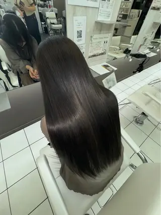 ロング カラー 白井 音葉のヘアスタイル