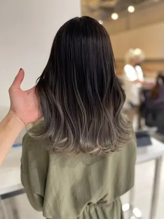 セミロング 公式 Ease by amble luxeのヘアスタイル