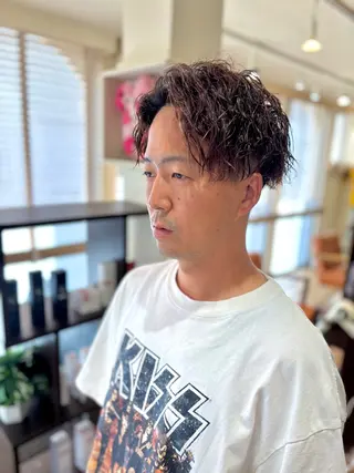 ショート パーマ 永作 真司のヘアスタイル