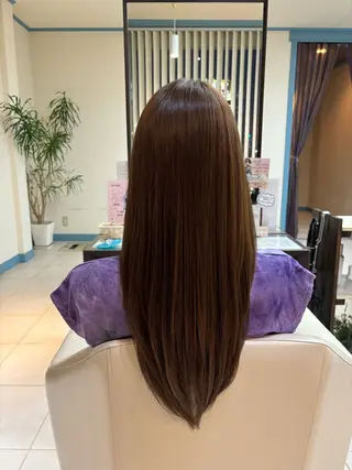 ロング カラー 伊藤 杏奈のヘアスタイル