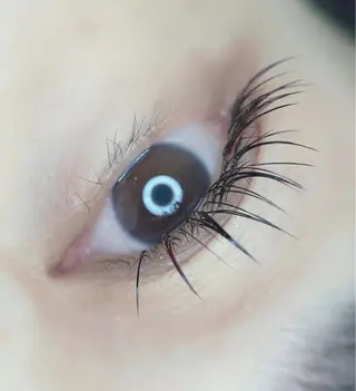 マツエク・マツパ irie hair &　eyelash所属・irie(ｱｲﾘｰ) hair&eyeのマツエク・マツパデザイン