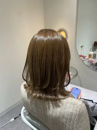 ミディアム 廣岡 采音のヘアスタイル