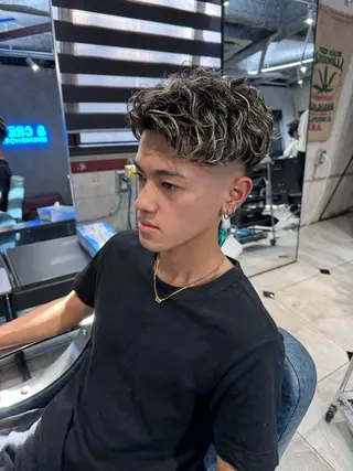 カラー メンズ NAOKI /海外風のヘアスタイル