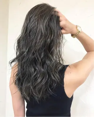 ロング カラー 深沢 秀のヘアスタイル