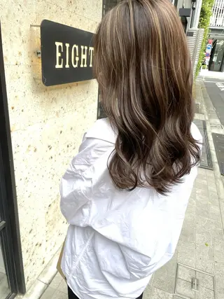 セミロング カラー ハイライトが 得意なニキです😊のヘアスタイル