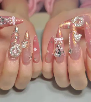 ネイル Liennail 持込デザインやり放題のネイルデザイン