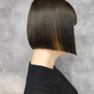 ショート カラー iloli　メニューの無い美容室所属・iloli代表　前田 雄也　のヘアスタイル