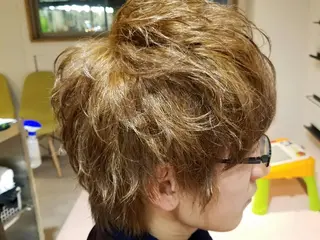 ショート カラー ヘアアレンジ メンズ Blanc 梅田所属・田中 光のヘアスタイル