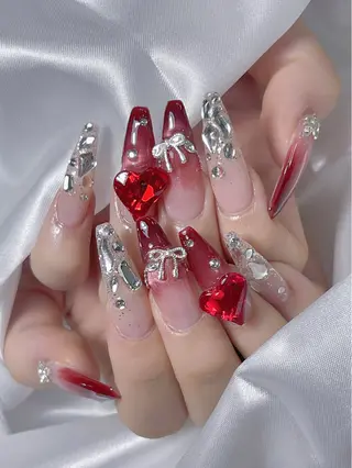 ネイル LEELA NAIL STUDIO所属・LEELA NAIL STUDIOのネイルデザイン