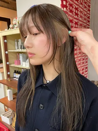 ロング カラー HURRAH所属・高橋 珠々のヘアスタイル