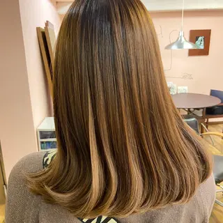 セミロング ツバサ 髪質改善のヘアスタイル