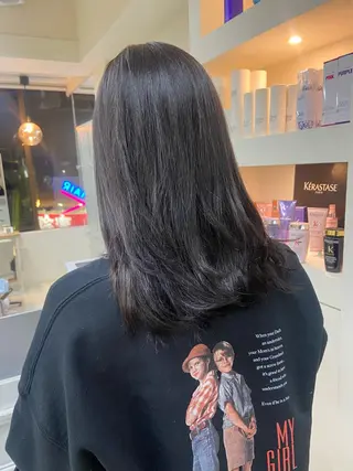 セミロング 宮澤 泉のヘアスタイル