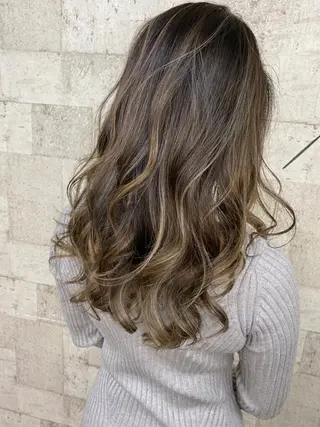 ロング PLUG hairdesignのヘアスタイル