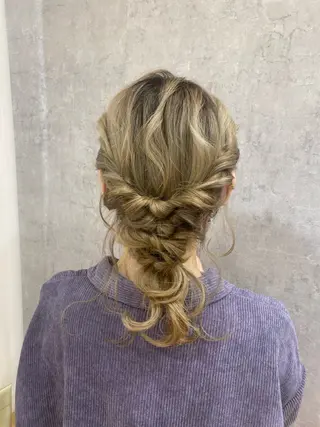 ロング ヘアアレンジ en .の眉毛・アイブロウイメージ