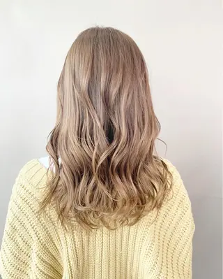 セミロング カラー 福森 みずきのヘアスタイル