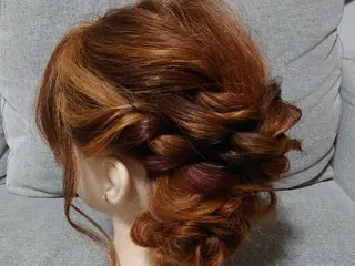 ヘアアレンジ 森井 亜由のヘアスタイル