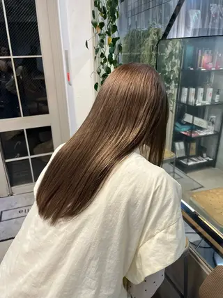 ロング カラー ayu ／Lomaliaのヘアスタイル