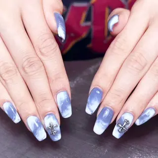 ネイル yu ri 🌹のネイルデザイン