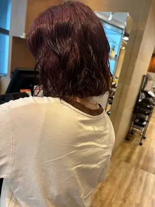 ショート カラー パーマ 池田理紗/メンズ カット/切りっぱなしのヘアスタイル