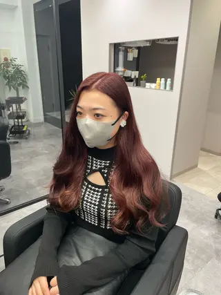 ロング カラー Nail &Beauty by UNO伊勢原所属・COCO .のヘアスタイル