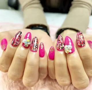 ネイル GＬA D所属・ＧＬAD グラットのネイルデザイン