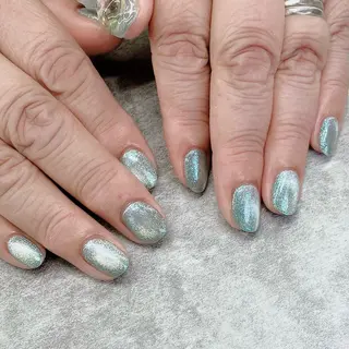 ネイル haleyume所属・shino🌟 痛ネイルのネイルデザイン