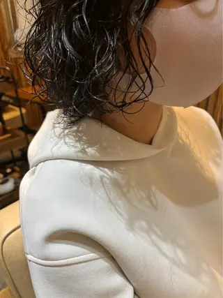 ミディアム カラー パーマ putri 川邉 優花のヘアスタイル