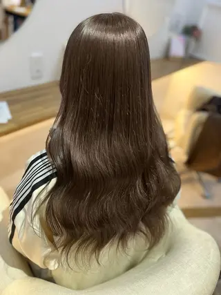 ロング カラー ASAHI Lovisのヘアスタイル