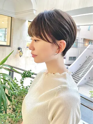 ショート カラー アオガミ （前髪顔周りカット）のヘアスタイル