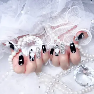 ネイル Yudia🦋 azuのネイルデザイン