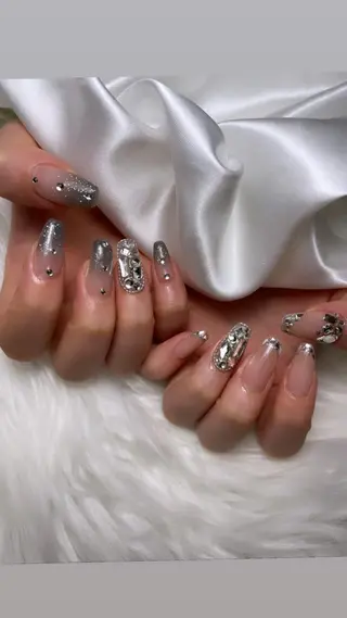 ミディアム ネイル nail salon BELLUNA所属・BELLUNA Mizuki❤︎のネイルデザイン