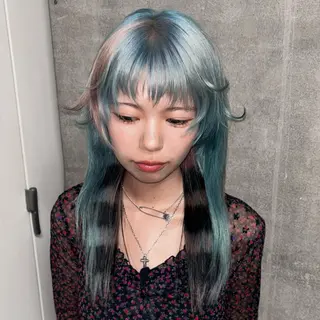 ロング カラー 💫miyu💫デザ インカラー/アレンジのヘアスタイル