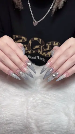 ネイル 名古屋ワンホンネイル 沙理亜のネイルデザイン